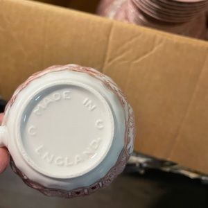 40 piece Wessex collection red willow made in England